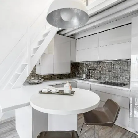 Viesnage Palangoje بالانغا